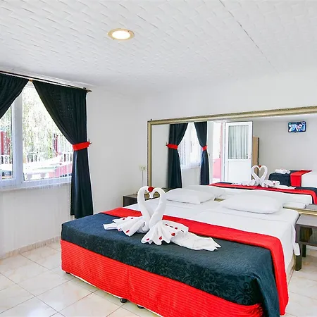Otel Altinkum 3*