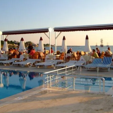 Otel Altinkum